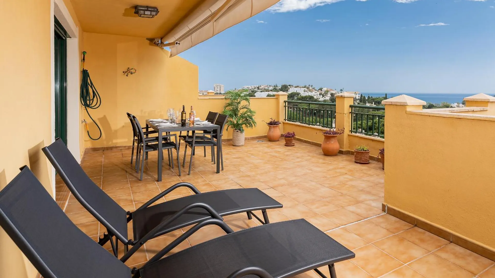 Monko Macadamia Apartment Benalmadena Spain